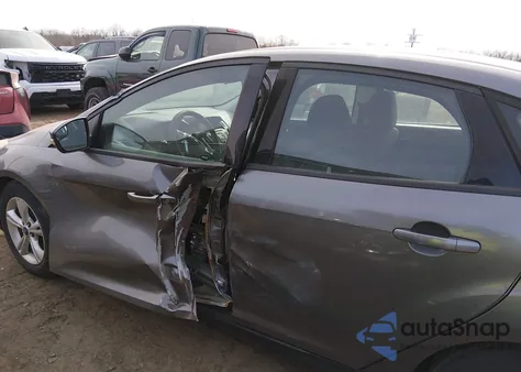 2014 Ford Focus Se z USA, uszkodzony, nr VIN 1FADP3F24EL154181